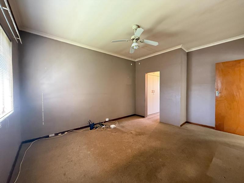 3 Bedroom Property for Sale in Bergzicht Western Cape